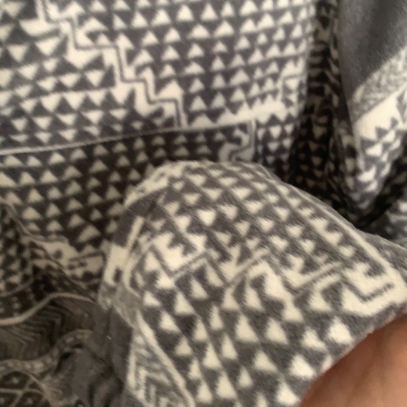 ONiell Sweater Jacket, Excellent condition, Size L - Picture 3 of 3